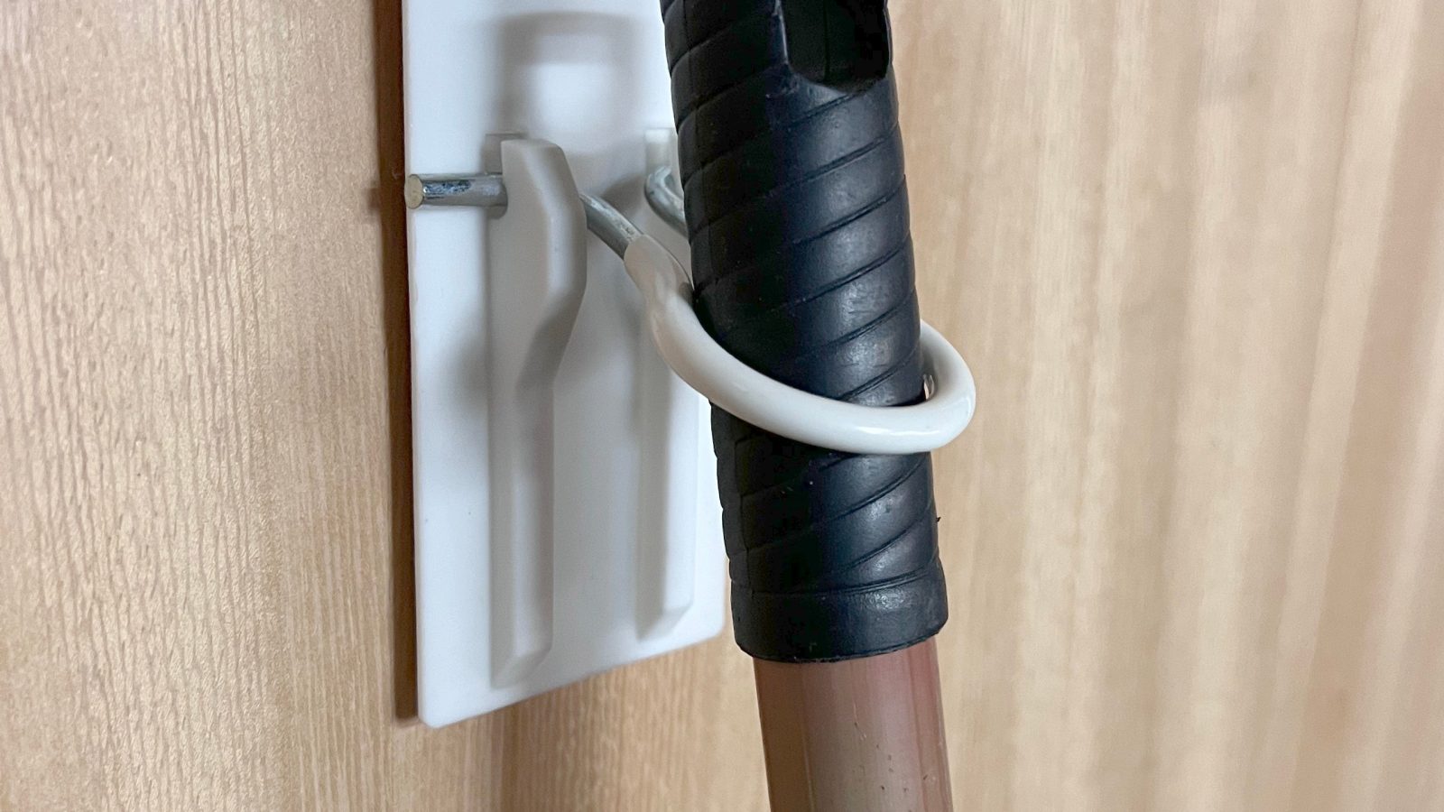 LIBERTY SELF ADHESIVE BROOM HOLDER