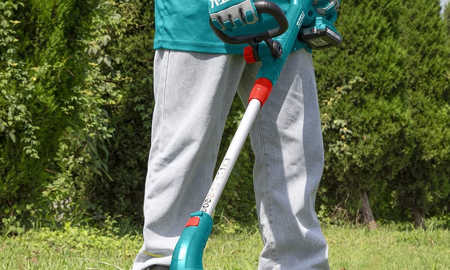 Total Li-Ion 20V Grass Trimmer (with Battery & Charger) – TGTLI203285