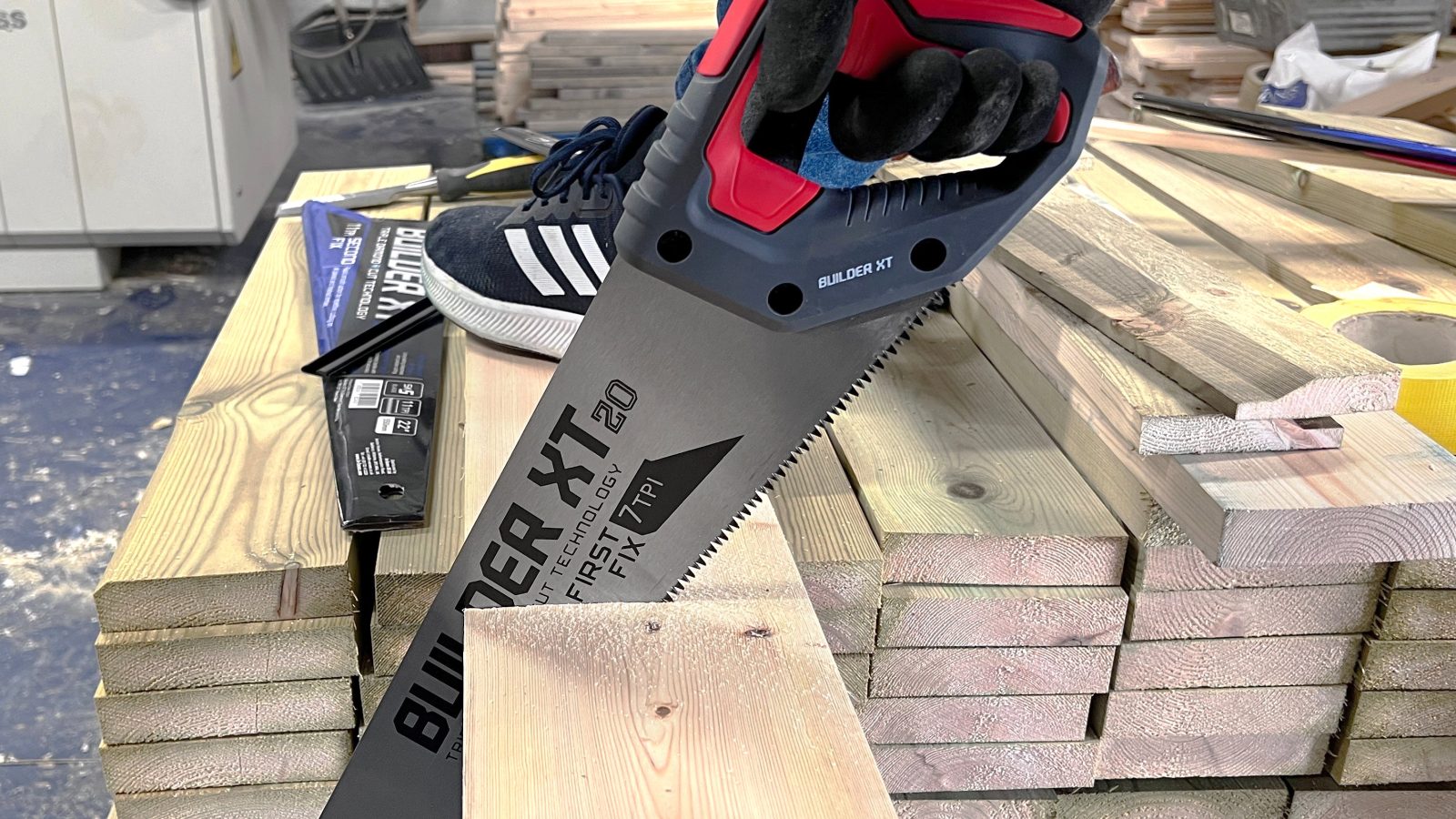 Builder XT – First Fix Hand Saw – Various Lengths Available
