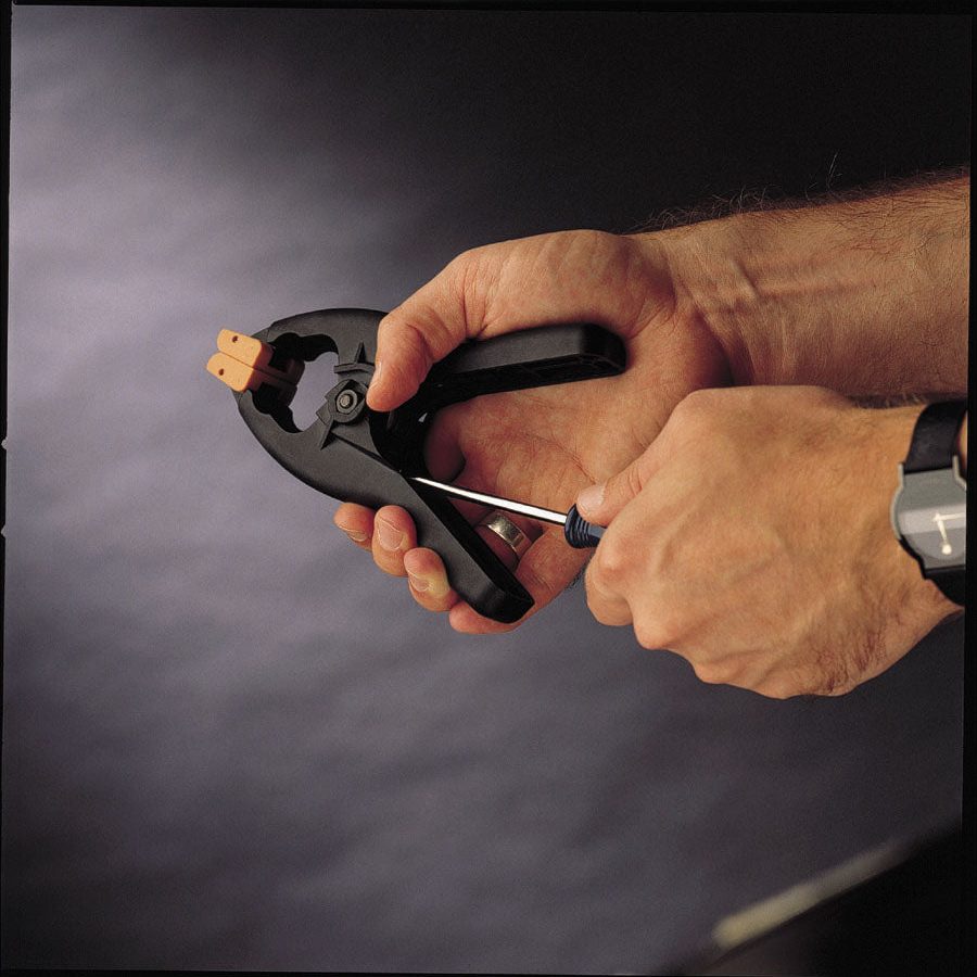 Pony Jorgensen 3252 Adjust-A-Clamp Light-Duty Spring Clamp 2″ 1-50lb