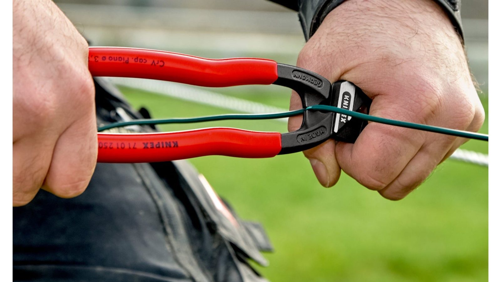 Knipex 71 01 250 SB CoBolt XL Compact Bolt Cutter 250mm (Carded)