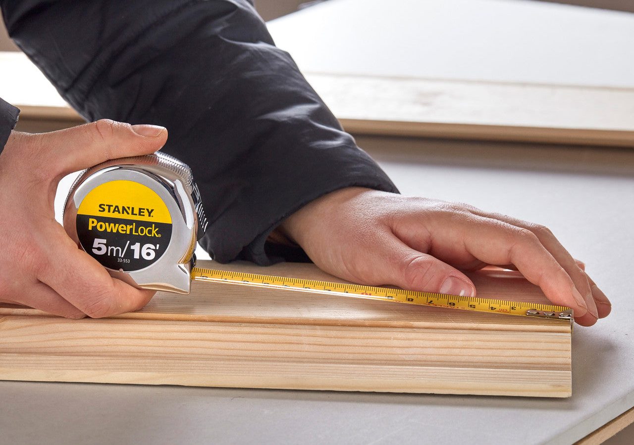 Stanley 0-33-553 PowerLock Tape Measure 16′ / 5m