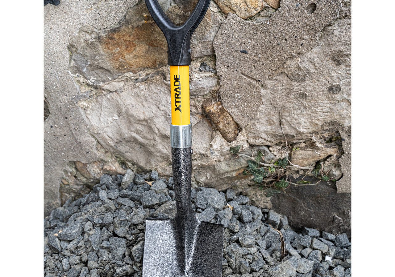 XTrade X1300001 Round Point Micro Shovel 670mm