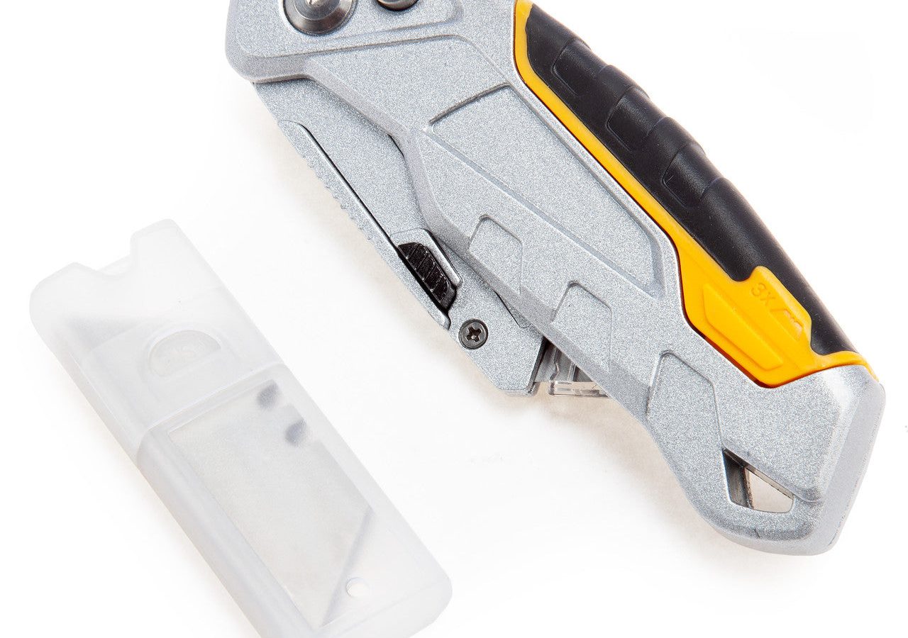 XTrade X0900155 Folding Utility Knife with 10 Blades