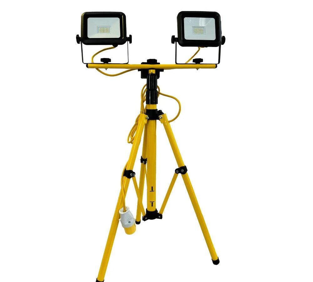 Connexion 10914 LED Dual-Head Telescopic Tripod Uplight 3600 Lumens IP44 (110V)