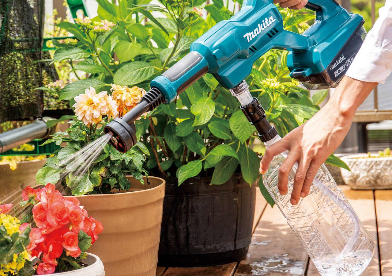Makita DHW180Z LXT 18V Pressure Washer 24 Bar (Body Only)