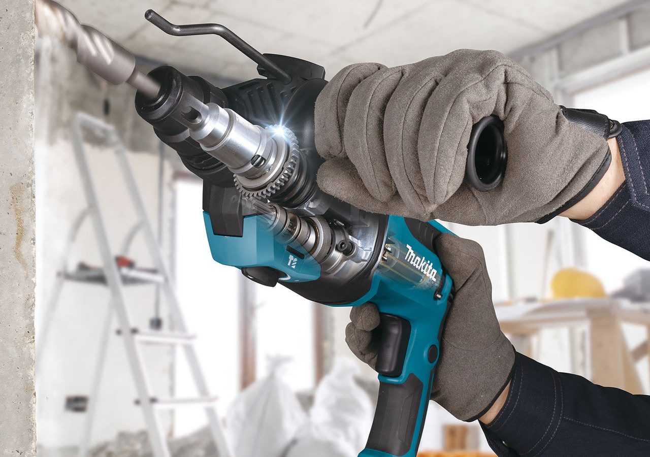 Makita HR2670 800W SDS+ Rotary Hammer (110V)