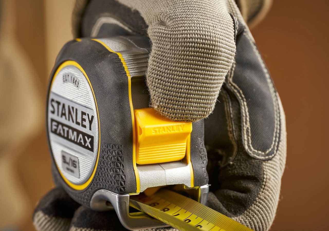 Stanley FMHT38215-5 FatMax XTREME Tape Measure 16′ / 5m